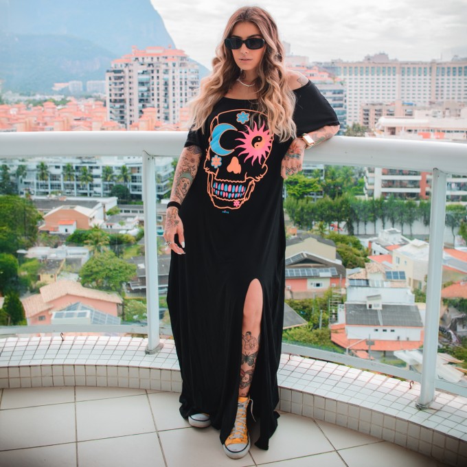 Vestido Gola Canoa Caveira Good Vibes