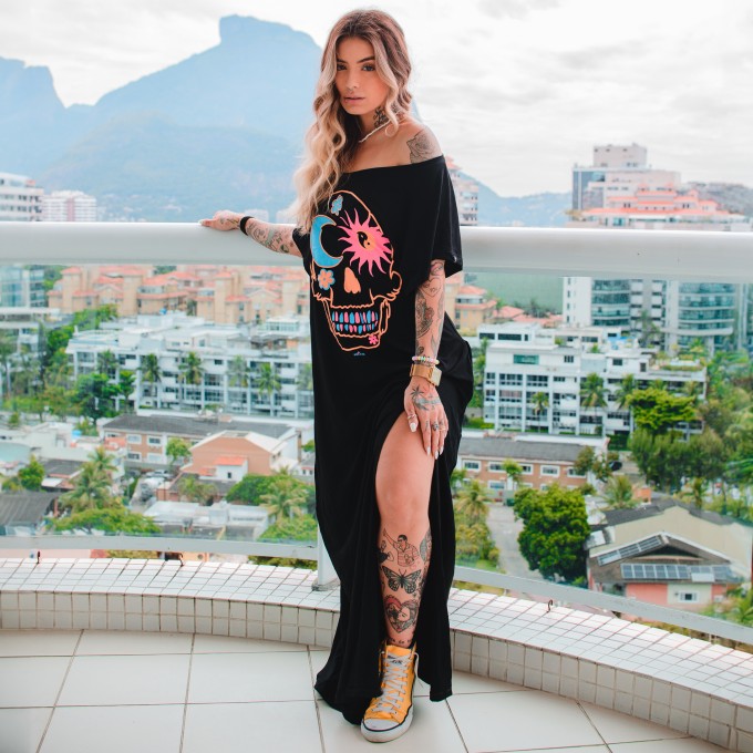 Vestido Gola Canoa Caveira Good Vibes